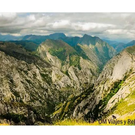 Picos De Europa Cistierna Leon *